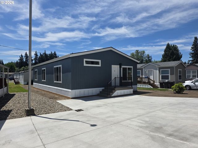 7940 Se Posey, Milwaukie, OR 97267