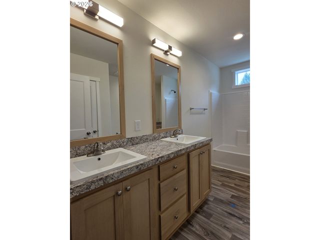 7940 Se Posey, Milwaukie, OR 97267