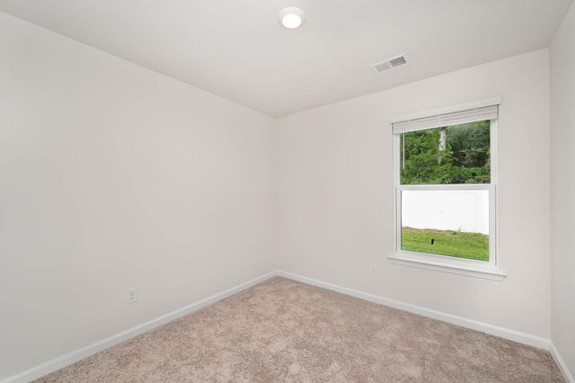 240 Ashworth Dr., Tabor City, NC 28463