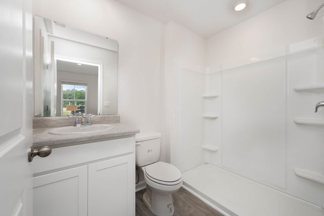 240 Ashworth Dr., Tabor City, NC 28463