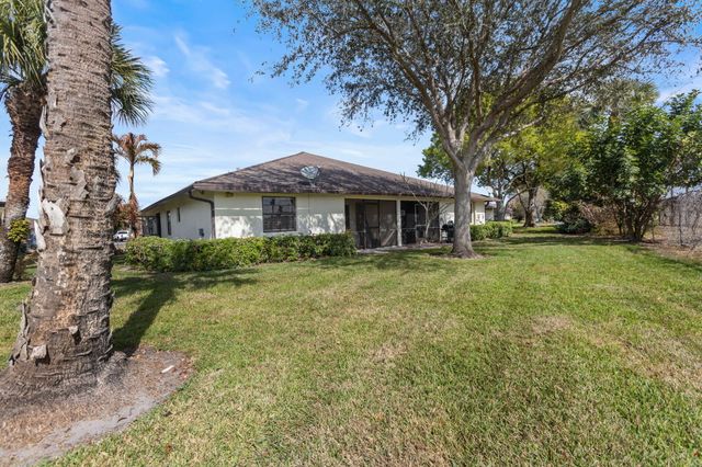 1619 Laurel Leaf Lane B, Fort Pierce, FL 34950