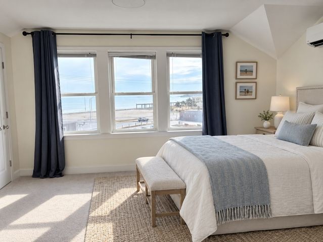 7 Bay St 10, Hull, MA 02045