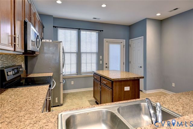 3236 Kenton Ct, Toano, VA 23168