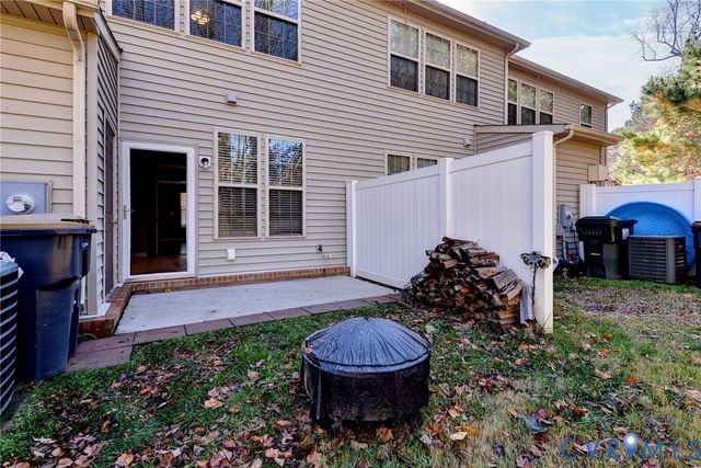 3236 Kenton Ct, Toano, VA 23168