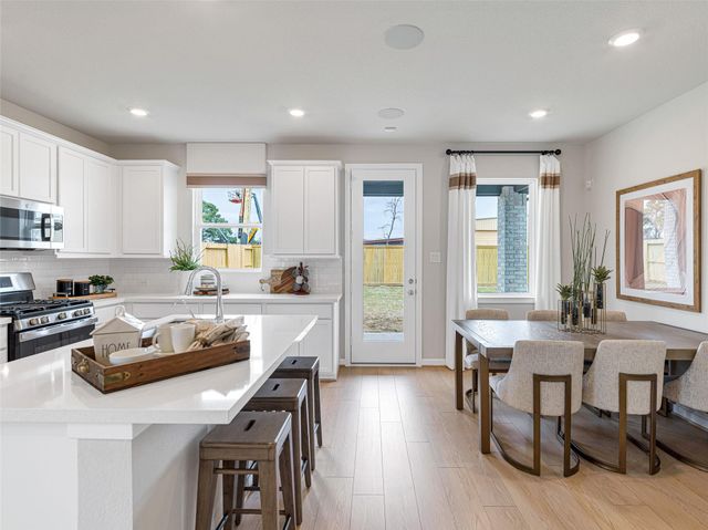 9726 Westminster Manor Drive, Cypress, TX 77433