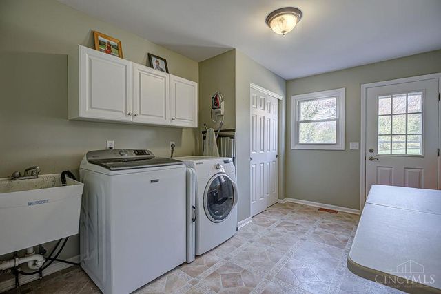 5 Shoal Meadows Court, Fairfield, OH 45014