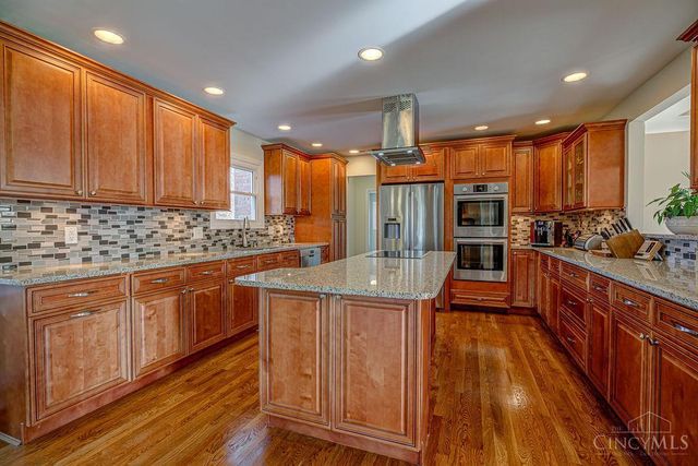 5 Shoal Meadows Court, Fairfield, OH 45014