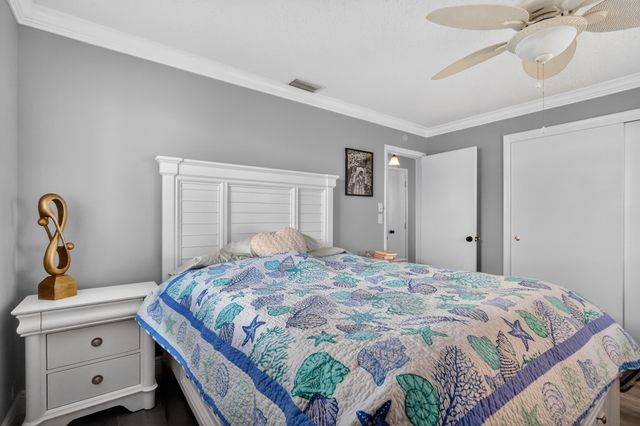 2010 SW 6th Avenue, Boynton Beach, FL 33426