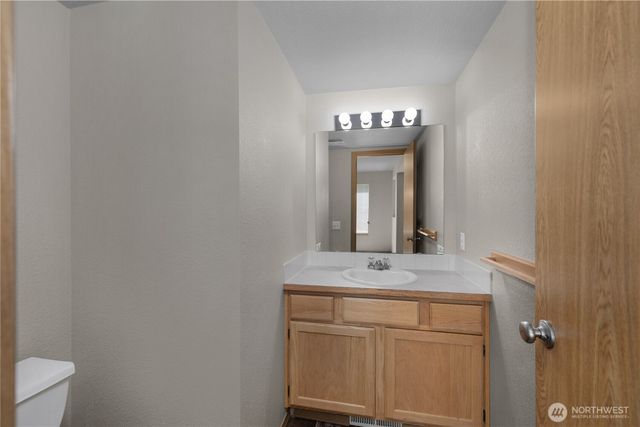 8014 Bedford Lane SE, Tumwater, WA 98501