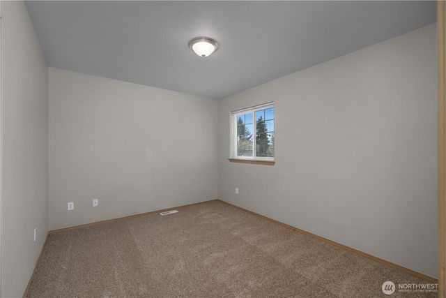 8014 Bedford Lane SE, Tumwater, WA 98501