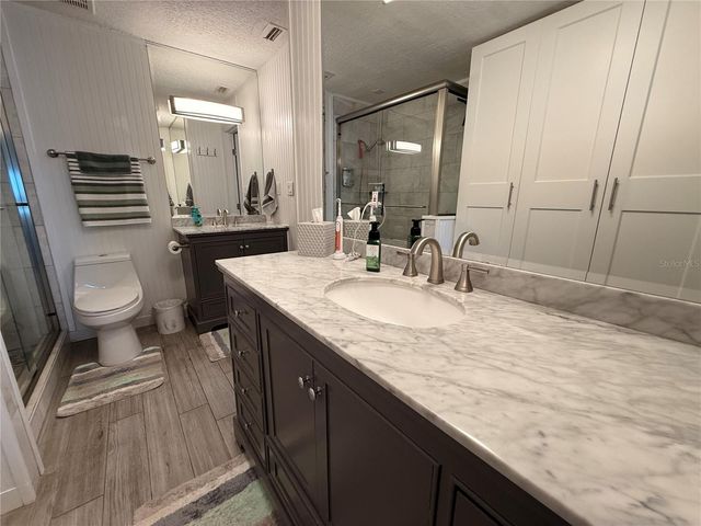 4942 COQUINA KEY DRIVE SE, St Petersburg, FL 33705