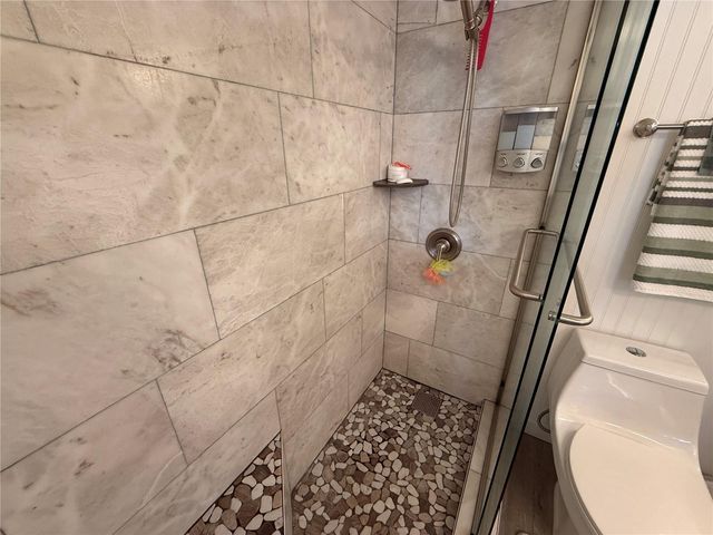 4942 COQUINA KEY DRIVE SE, St Petersburg, FL 33705