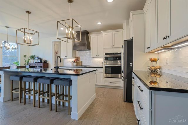 4737 Alpine Avenue, Blue Ash, OH 45242