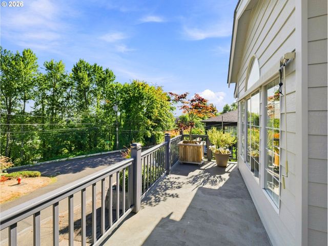 7215 Sw 8TH Ave, Portland, OR 97219