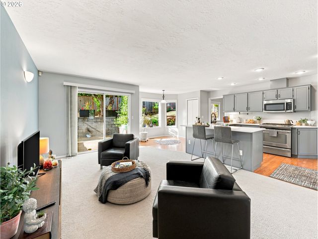 7215 Sw 8TH Ave, Portland, OR 97219