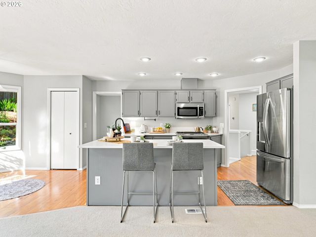 7215 Sw 8TH Ave, Portland, OR 97219