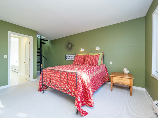 21 Pent Road, Weston, CT 06883