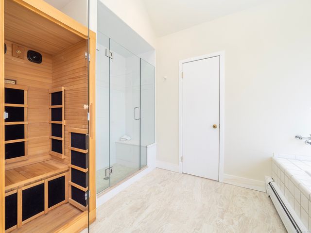 21 Pent Road, Weston, CT 06883