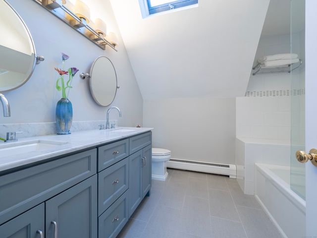 21 Pent Road, Weston, CT 06883