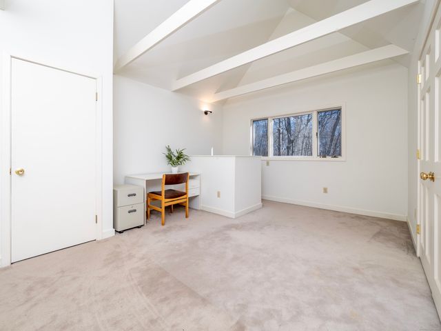 21 Pent Road, Weston, CT 06883