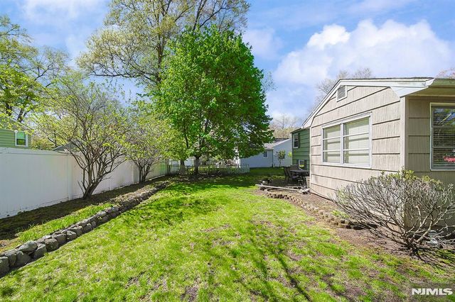 181 Crescent Street, Closter, NJ 07624