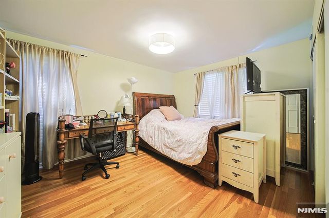 181 Crescent Street, Closter, NJ 07624