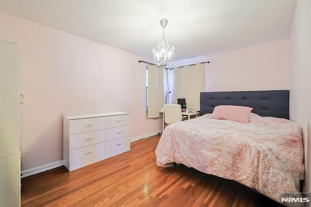 181 Crescent Street, Closter, NJ 07624