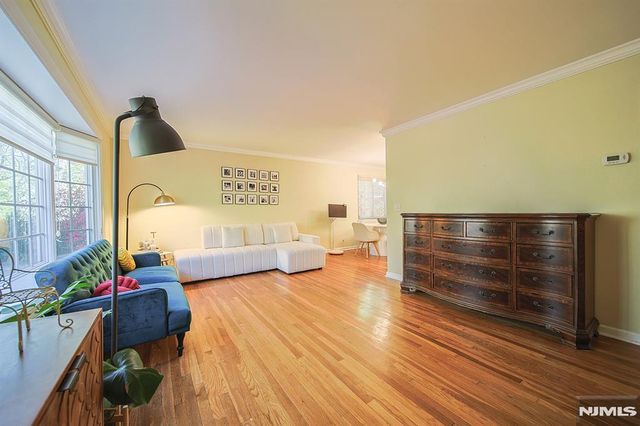 181 Crescent Street, Closter, NJ 07624