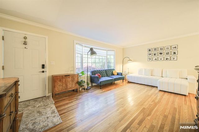 181 Crescent Street, Closter, NJ 07624