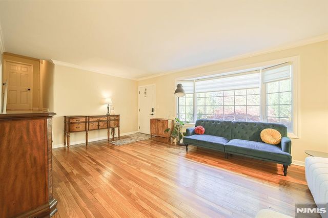 181 Crescent Street, Closter, NJ 07624
