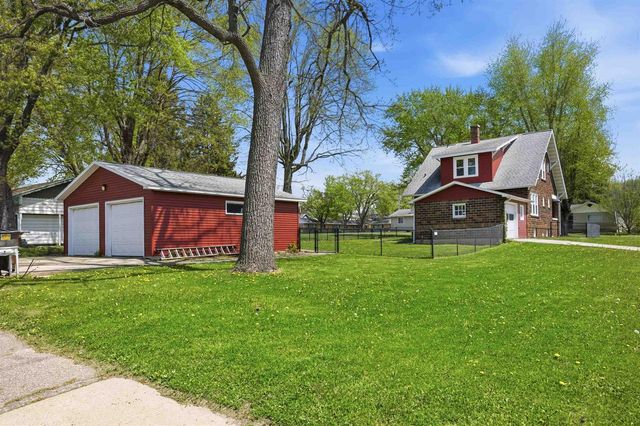601 Vine Street, Wisconsin Dells, WI 53965