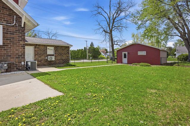 601 Vine Street, Wisconsin Dells, WI 53965