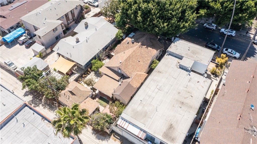 Image 30 of property listing at 142 N Vendome Street, Los Angeles, CA 90026