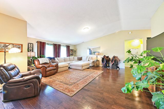 28981 Hwy 62, Trail, OR 97541