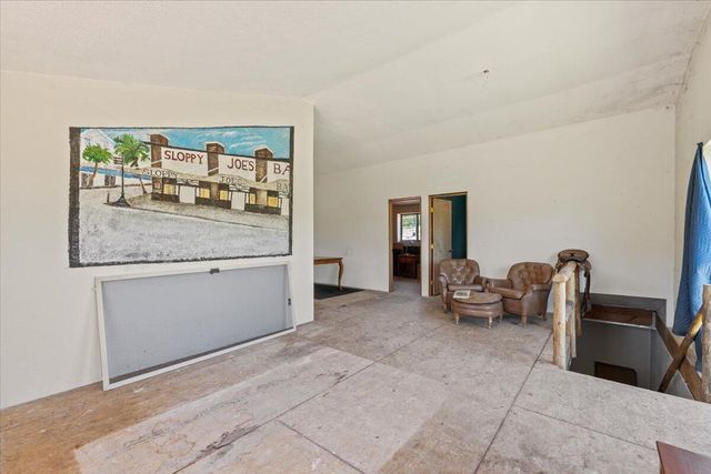 28981 Hwy 62, Trail, OR 97541