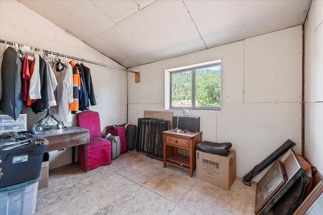 28981 Hwy 62, Trail, OR 97541