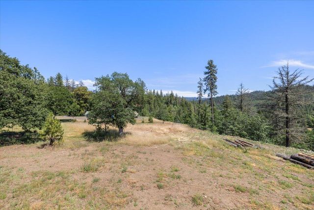 28981 Hwy 62, Trail, OR 97541