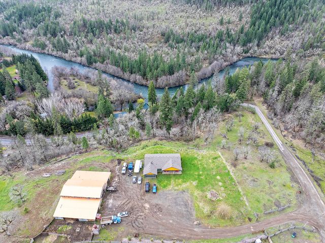 28981 Hwy 62, Trail, OR 97541