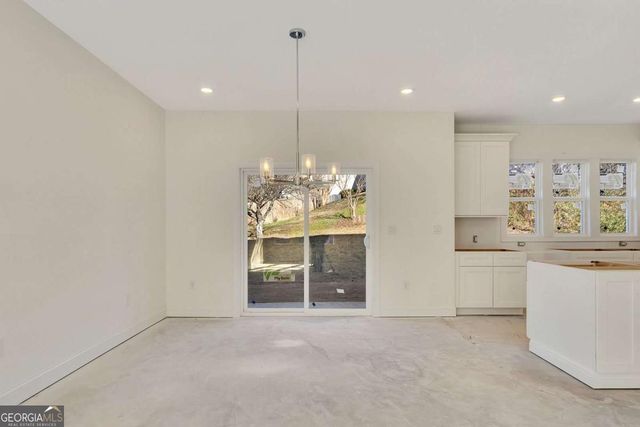 312 Hillcrest Lane, Canton, GA 30115