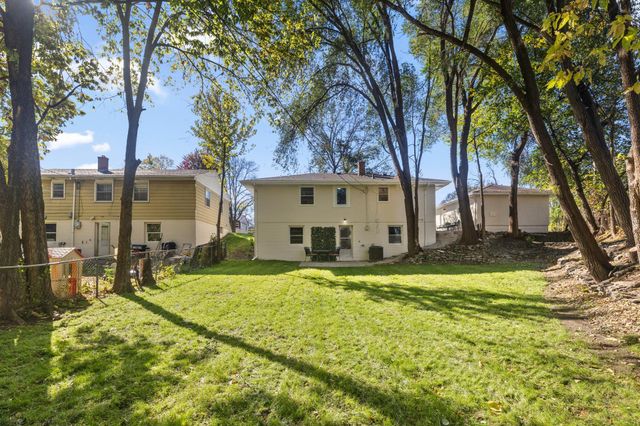 1381 Mechanic Avenue, Saint Paul, MN 55106