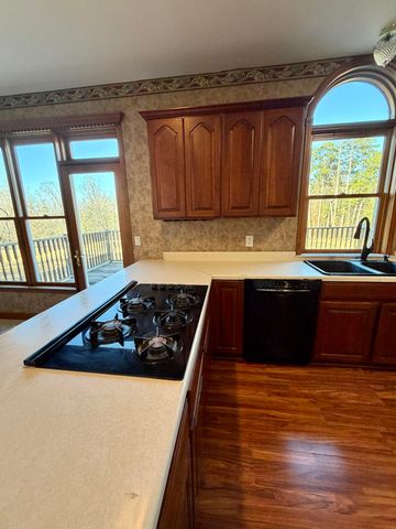 465 Slagle Rd, Leesville, LA 71446