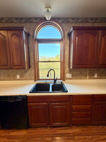 465 Slagle Rd, Leesville, LA 71446