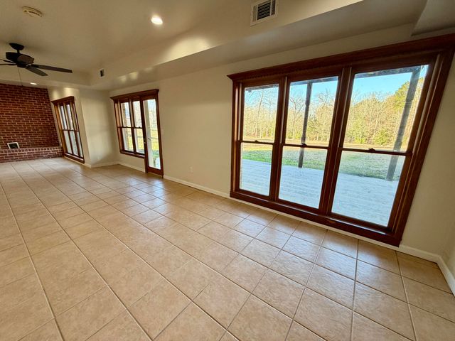 465 Slagle Rd, Leesville, LA 71446