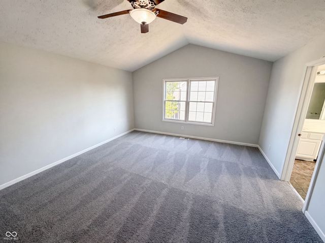 1111 Red Dunes Run, Avon, IN 46123