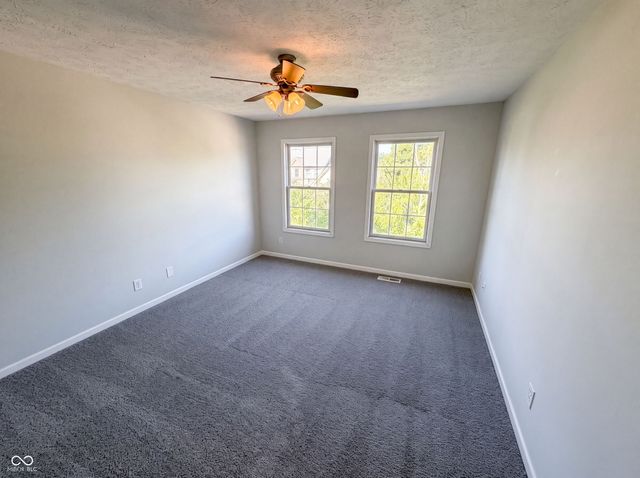 1111 Red Dunes Run, Avon, IN 46123