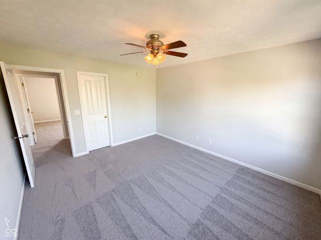 1111 Red Dunes Run, Avon, IN 46123
