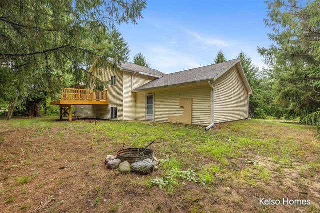 11574 Linda Lane, Gowen, MI 49326