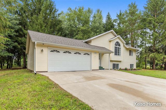 11574 Linda Lane, Gowen, MI 49326