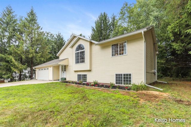 11574 Linda Lane, Gowen, MI 49326