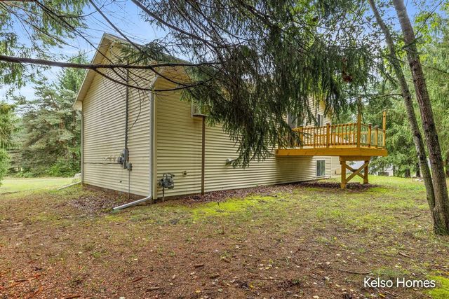 11574 Linda Lane, Gowen, MI 49326